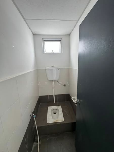 Shop / Office for Rent in Austin Crest (Johor Bahru) - Carson . - Bathroom - PropertyGuru.com.my