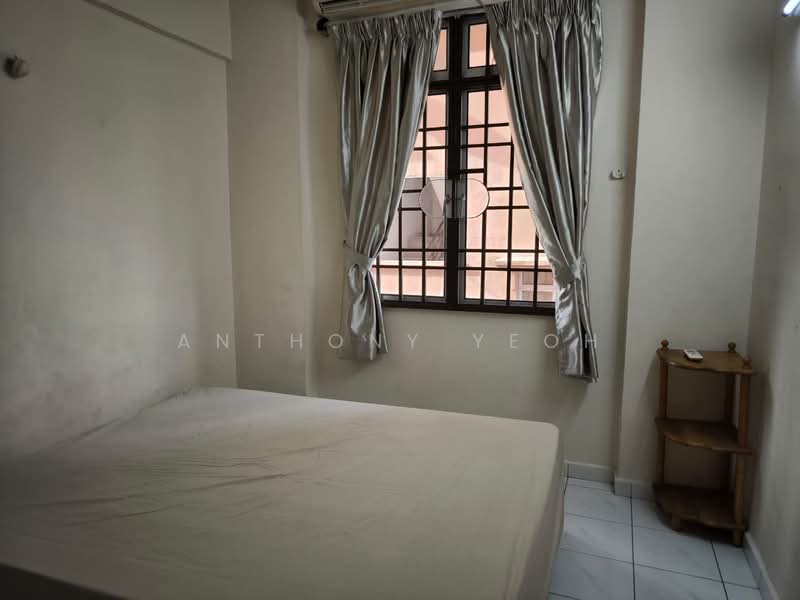 Condominium for Rent at Azuria Condominium - Anthony Yeoh - Bedroom - PropertyGuru.com.my