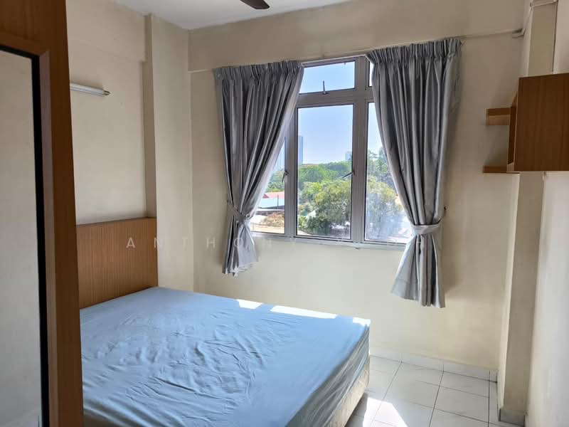 Condominium for Rent at Azuria Condominium - Anthony Yeoh - PropertyGuru.com.my