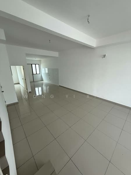 2-storey Terraced House for Sale in Kota Masai (Pasir Gudang) - Wong Yi Xin - Living Room - PropertyGuru.com.my