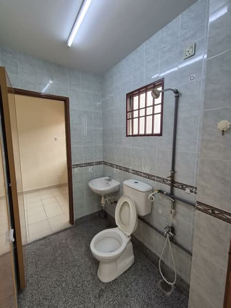 Taman Kajang Impian untuk Untuk Disewa - RM 1,500 /bulan, Apr 2026 - Bathroom - PropertyGuru.com.my