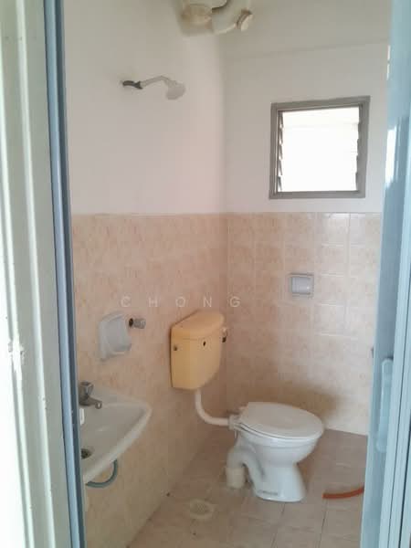 Pangsapuri Perdana Impian untuk Untuk Disewa - RM 900 /bulan, Apr 2026 - Bathroom - PropertyGuru.com.my