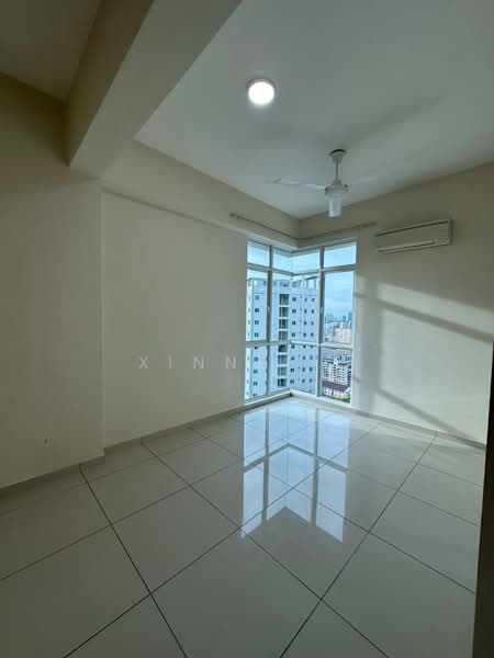 Condominium for Sale at Straits Garden Condominium - Xinnee . - Living Room - PropertyGuru.com.my