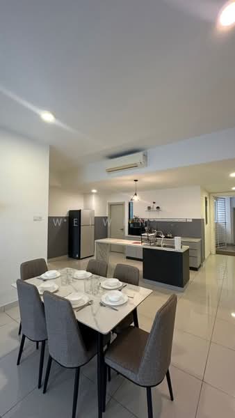 Service Residence for Rent at Southkey Mosaic - WeiWen . - Dining Room - PropertyGuru.com.my