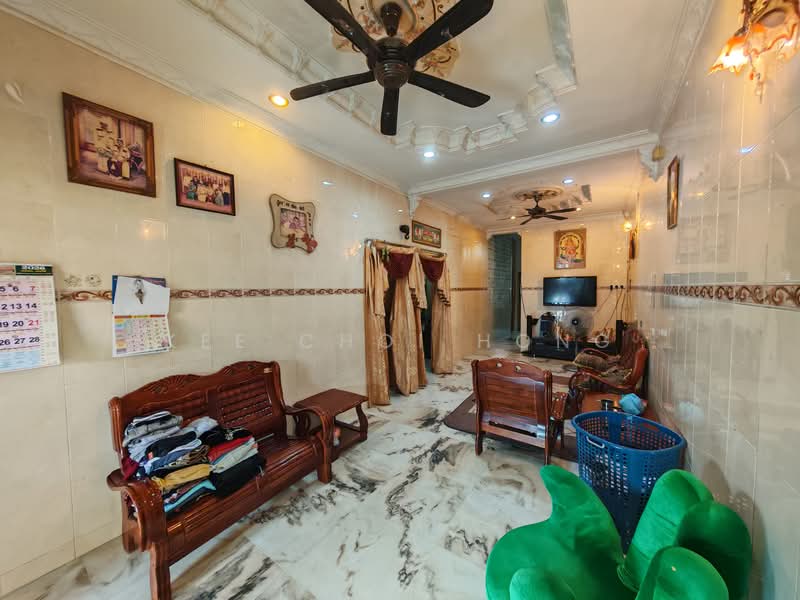 1-storey Terraced House for Sale in Hutan Melintang (Perak) - Kee Choi Hong - Living Room - PropertyGuru.com.my