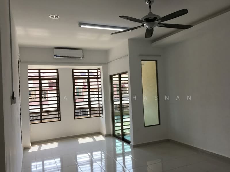 2-storey Terraced House for Sale in Promenade Villa (Kuantan) - Aiman Bin Hasnan - Interior - PropertyGuru.com.my