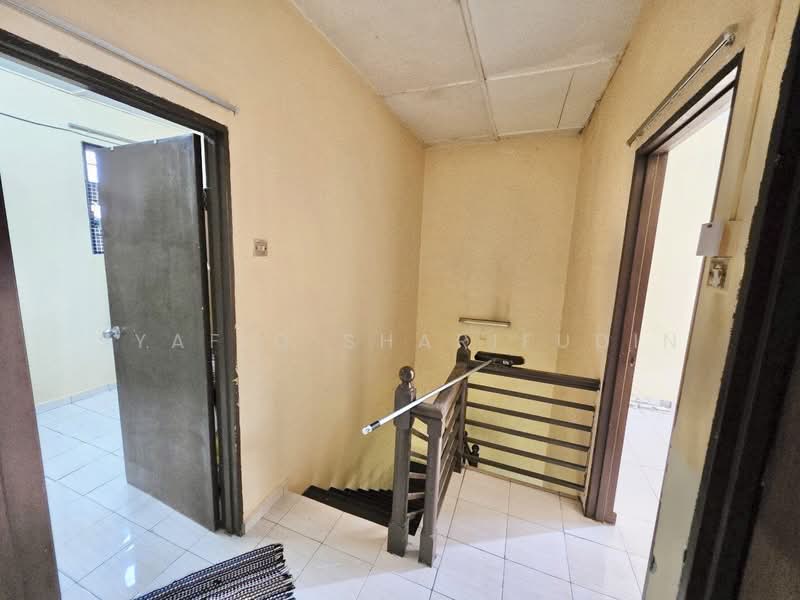 2-storey Terraced House for Sale at Taman Subang Mewah - Syafiq Sharifudin - Interior - PropertyGuru.com.my