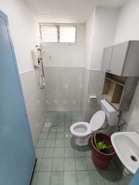 Apartment for Rent at Idaman Senibong - Amanda Moi - Bathroom - PropertyGuru.com.my