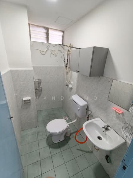 Apartment for Rent at Idaman Senibong - Amanda Moi - Bathroom - PropertyGuru.com.my