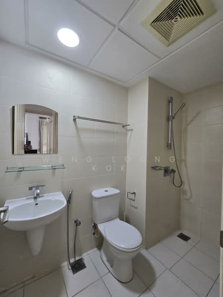 Servis Apartment untuk Disewa di Solaris Dutamas - Weng Loong Kok - Bathroom - PropertyGuru.com.my