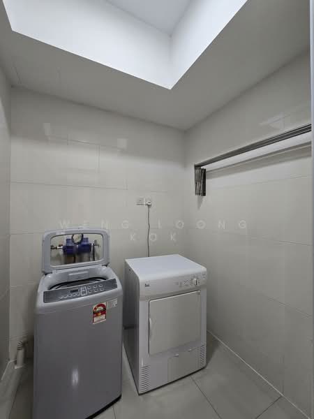 Servis Apartment untuk Disewa di Solaris Dutamas - Weng Loong Kok - Interior - PropertyGuru.com.my