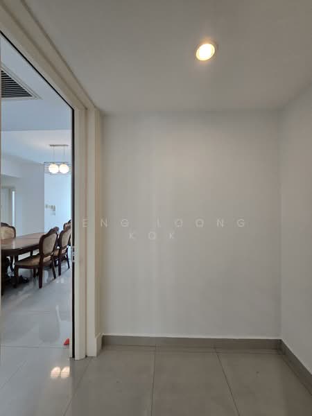 Servis Apartment untuk Disewa di Solaris Dutamas - Weng Loong Kok - Dining Room - PropertyGuru.com.my