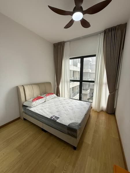 Condominium for Rent at Kings Bay @ Country Garden Danga Bay - Kenny Ng - Bedroom - PropertyGuru.com.my