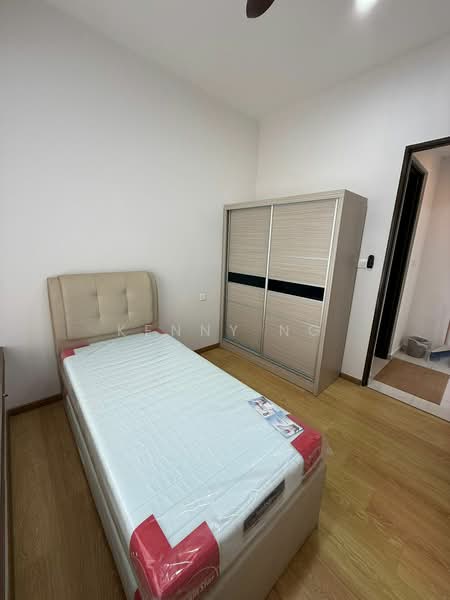 Condominium for Rent at Kings Bay @ Country Garden Danga Bay - Kenny Ng - Bedroom - PropertyGuru.com.my