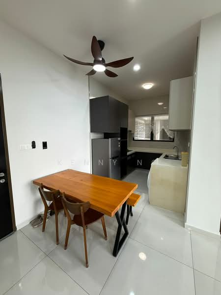 Condominium for Rent at Kings Bay @ Country Garden Danga Bay - Kenny Ng - Kitchen - PropertyGuru.com.my