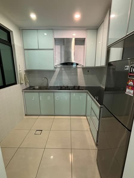 Service Residence for Rent at Sky Breeze Service Apartment - Jercy Ten - Kitchen - PropertyGuru.com.my