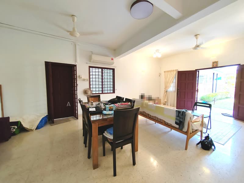 Semi-Detached House for Sale in Taman Lucky (Bangsar) - Alex Cheah - Dining Room - PropertyGuru.com.my