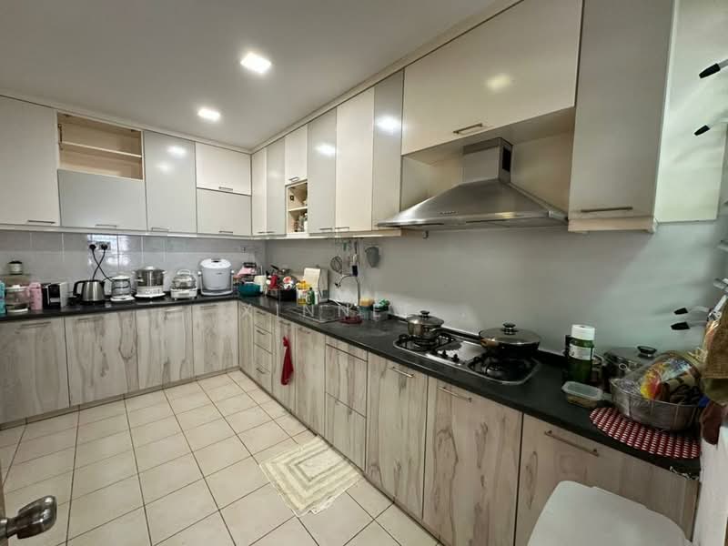 3-storey Terraced House for Sale in Tanjung Bungah (Penang) - Xinnee . - Kitchen - PropertyGuru.com.my