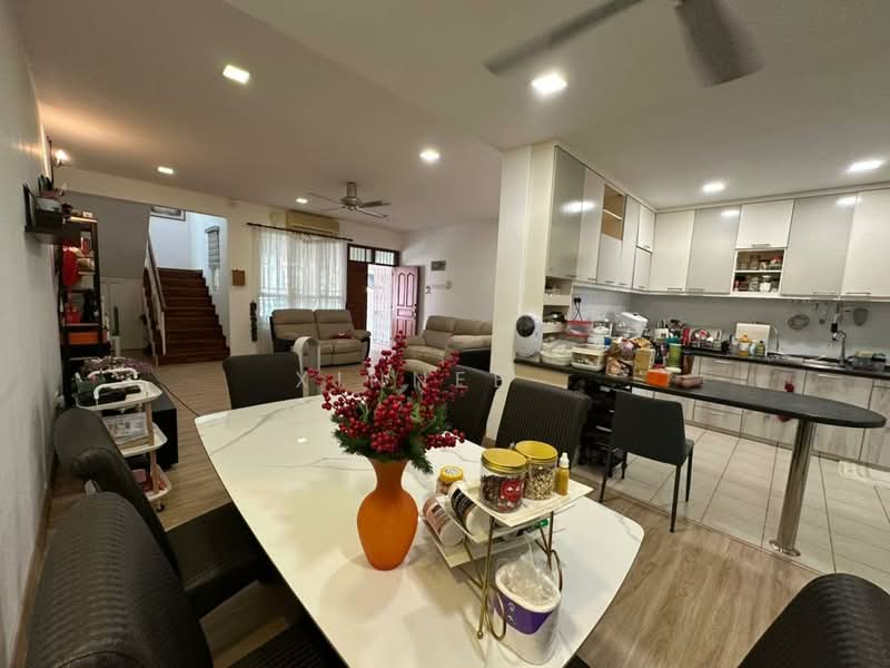 3-storey Terraced House for Sale in Tanjung Bungah (Penang) - Xinnee . - Living Room - PropertyGuru.com.my