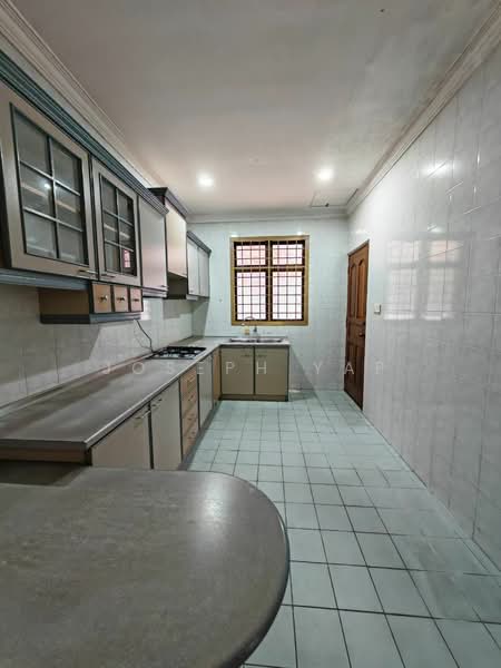 Rumah Teres 2 Tingkat untuk Disewa di Taman Suria (Johor Bahru) - Joseph Yap - Kitchen - PropertyGuru.com.my
