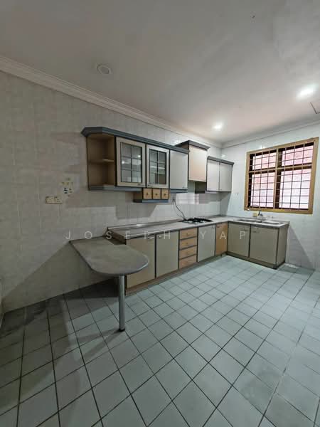 Rumah Teres 2 Tingkat untuk Disewa di Taman Suria (Johor Bahru) - Joseph Yap - Kitchen - PropertyGuru.com.my