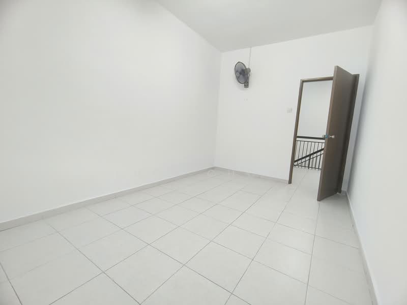 2-storey Terraced House for Rent in Taman Kundang Jaya (Rawang) - Lucy Chow - Interior - PropertyGuru.com.my