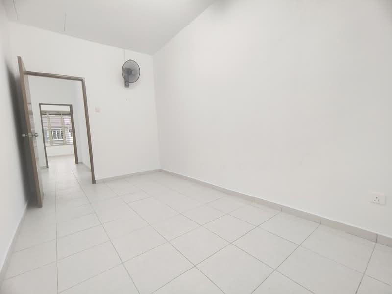 2-storey Terraced House for Rent in Taman Kundang Jaya (Rawang) - Lucy Chow - Interior - PropertyGuru.com.my