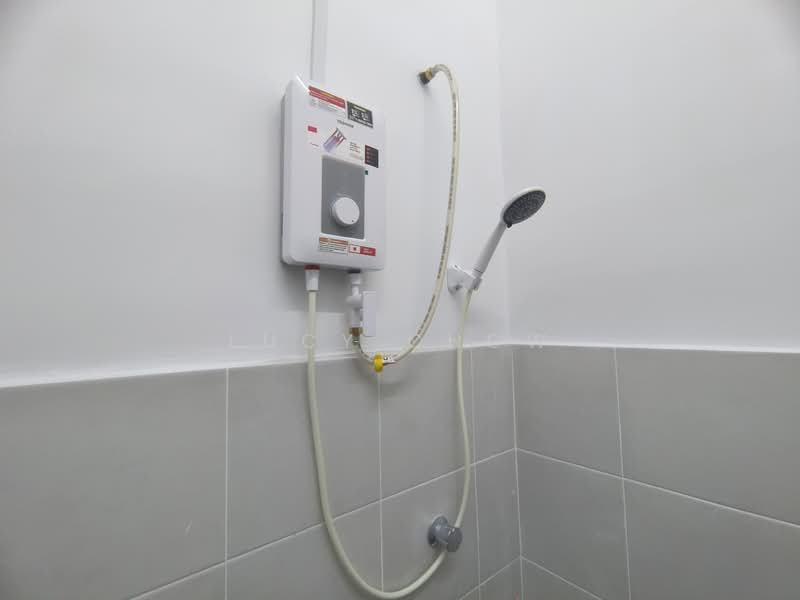 2-storey Terraced House for Rent in Taman Kundang Jaya (Rawang) - Lucy Chow - Bathroom - PropertyGuru.com.my