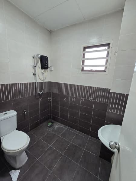 2-storey Terraced House for Rent in Taman Cheras Vista (Cheras) - KC Khoo - Bathroom - PropertyGuru.com.my