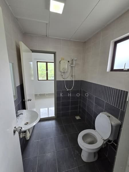 2-storey Terraced House for Rent in Taman Cheras Vista (Cheras) - KC Khoo - Bathroom - PropertyGuru.com.my