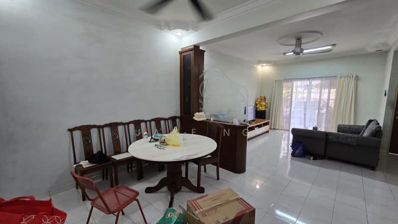 Living & Dining Room