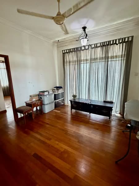 Semi-Detached House for Sale in Taman Perling (Perling) - Wayne Ng - Living Room - PropertyGuru.com.my