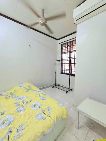 Taman Mutiara Rini untuk Untuk Dijual - RM 500,000, Apr 2026 - Bedroom - PropertyGuru.com.my