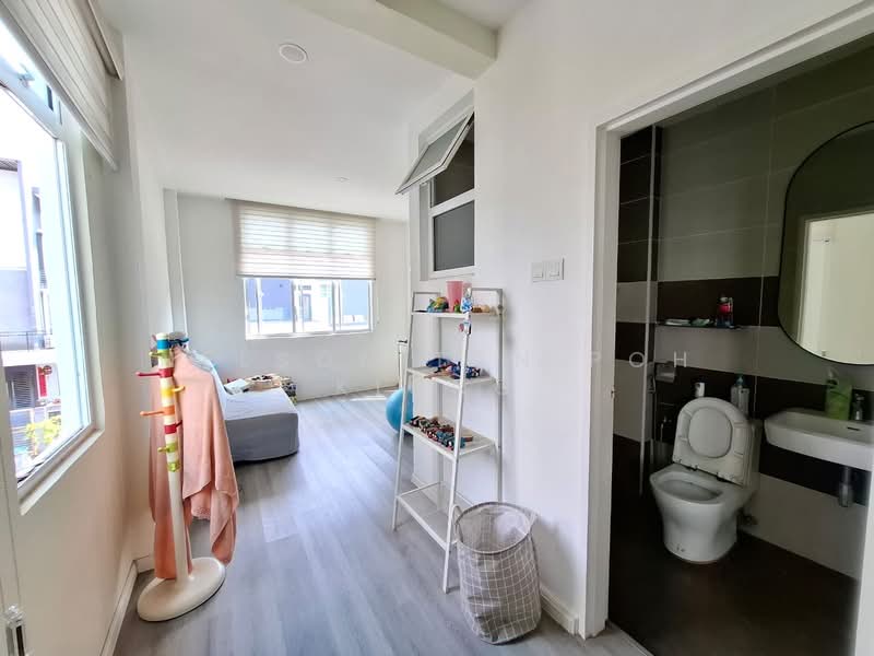 Cluster House for Sale in Taman Nusa Sentral (Iskandar Puteri (Nusajaya)) - Nelson Tan Poh Kiong - Bathroom - PropertyGuru.com.my