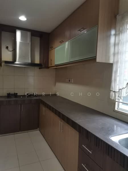 Terraced House for Sale in Seri Kembangan (Selangor) - Chris Choo - Kitchen - PropertyGuru.com.my
