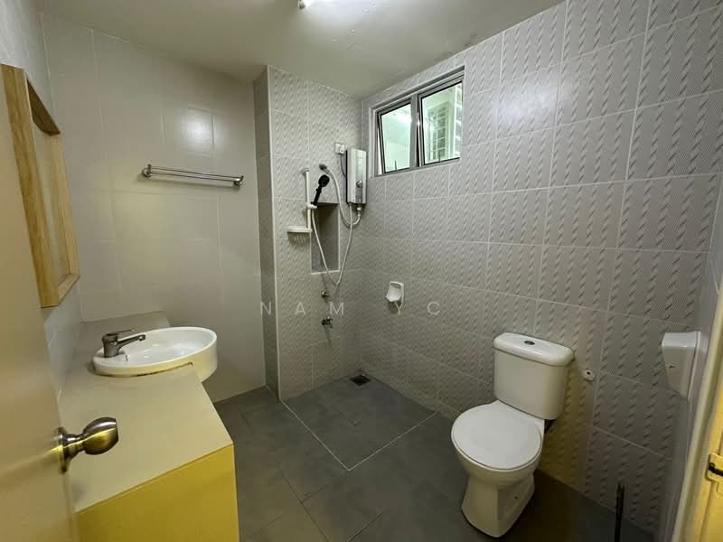 Pangsapuri untuk Disewa di Austin Suites (Permata Austin) - Nam YC - Bathroom - PropertyGuru.com.my