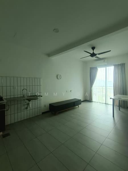 Sensasi @ Utropolis untuk Untuk Disewa - RM 1,200 /bulan, Apr 2026 - Living Room - PropertyGuru.com.my