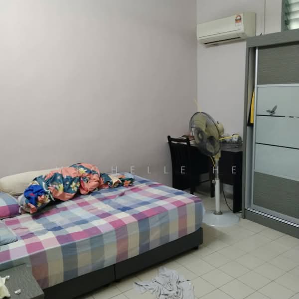 1-storey Terraced House for Sale in Johor Bahru (Johor) - Michelle He - Bedroom - PropertyGuru.com.my