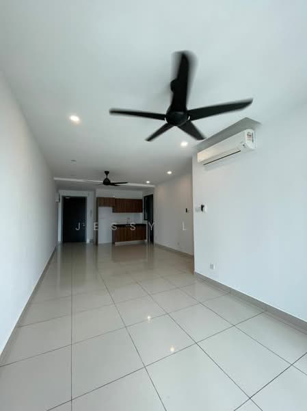 KL Traders Square untuk Untuk Dijual - RM 500,000, Apr 2026 - Living Room - PropertyGuru.com.my