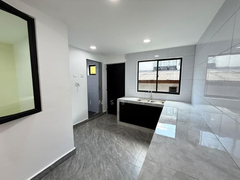 2-storey Terraced House for Sale in Taman Damai Jaya (Skudai) - Winss Su - Kitchen - PropertyGuru.com.my