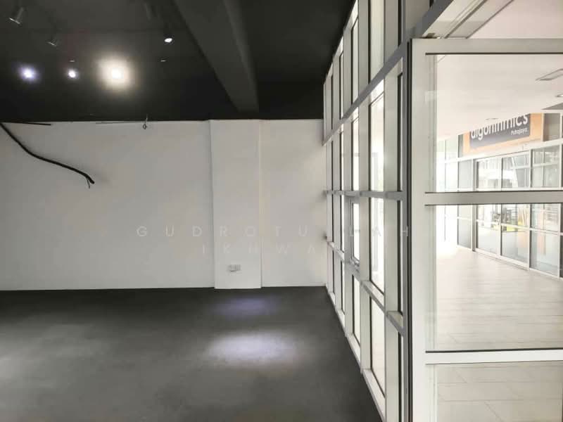 Shop / Office for Rent in Presint 8 (Putrajaya) - Gudrotullah Ikhwan - Interior - PropertyGuru.com.my