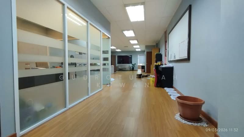 Office for Sale in Taman Setiawangsa (Setiawangsa) - Gudrotullah Ikhwan - Interior - PropertyGuru.com.my