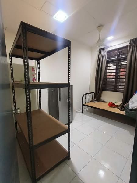 Taman Salak Perdana untuk Untuk Disewa - RM 1,400 /bulan, Apr 2026 - Bedroom - PropertyGuru.com.my