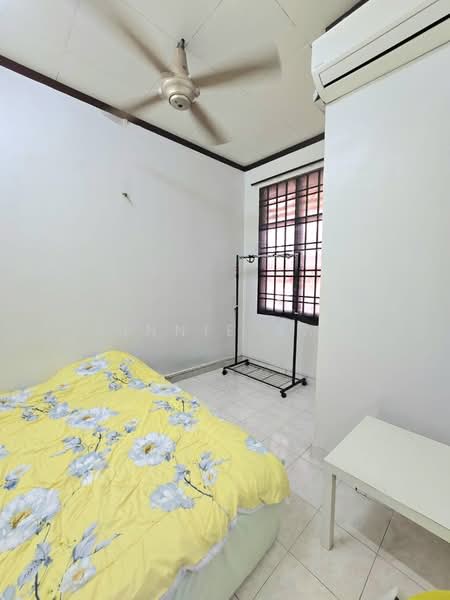 2-storey Terraced House for Sale in Taman Mutiara Rini (Skudai) - Vinnie Sam - Bedroom - PropertyGuru.com.my