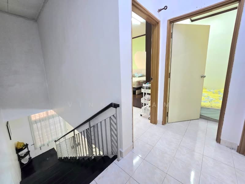 2-storey Terraced House for Sale in Taman Mutiara Rini (Skudai) - Vinnie Sam - Corridor - PropertyGuru.com.my