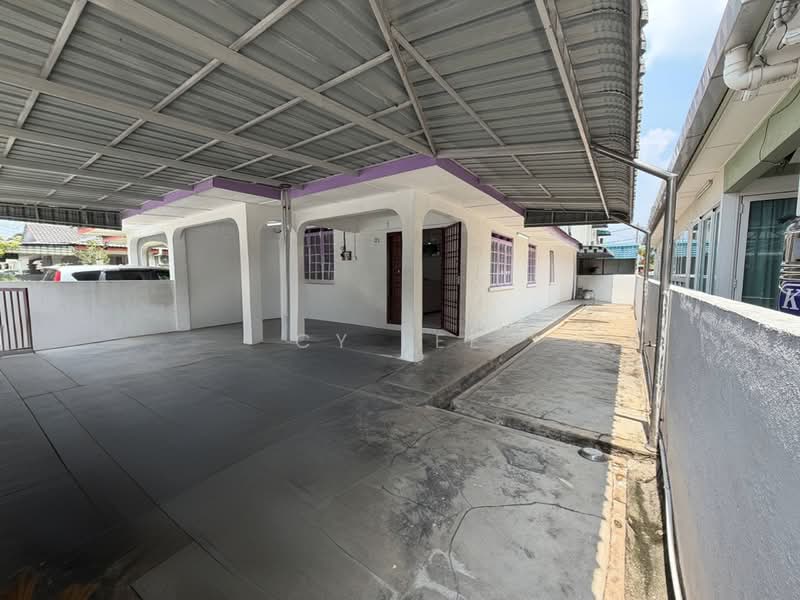 Kampung Bercham untuk Untuk Dijual - RM 550,000, Apr 2026 - Exterior - PropertyGuru.com.my
