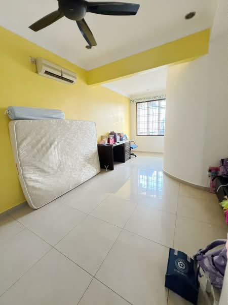 2-storey Terraced House for Sale in Johor Bahru (Johor) - Zoey Lee - Bedroom - PropertyGuru.com.my