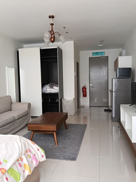 Service Residence for Rent at Pinnacle Petaling Jaya - Vivian Siew - Living Room - PropertyGuru.com.my