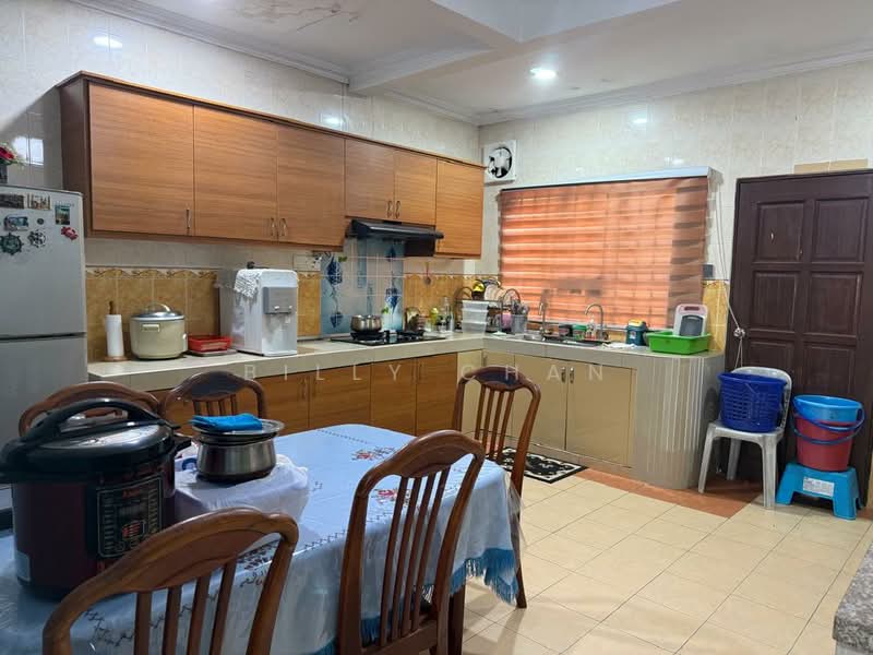 1-storey Terraced House for Sale in Bandar Tun Hussein Onn (Cheras) - Billy Chan - Kitchen - PropertyGuru.com.my