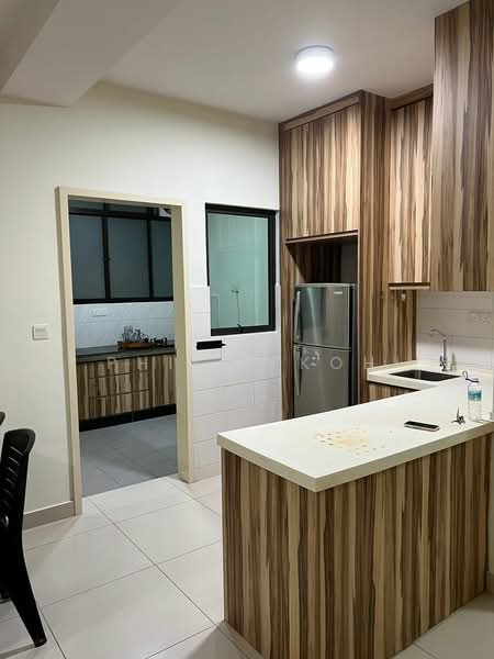 The Z Residence untuk Untuk Disewa - RM 2,600 /bulan, Apr 2026 - Kitchen - PropertyGuru.com.my